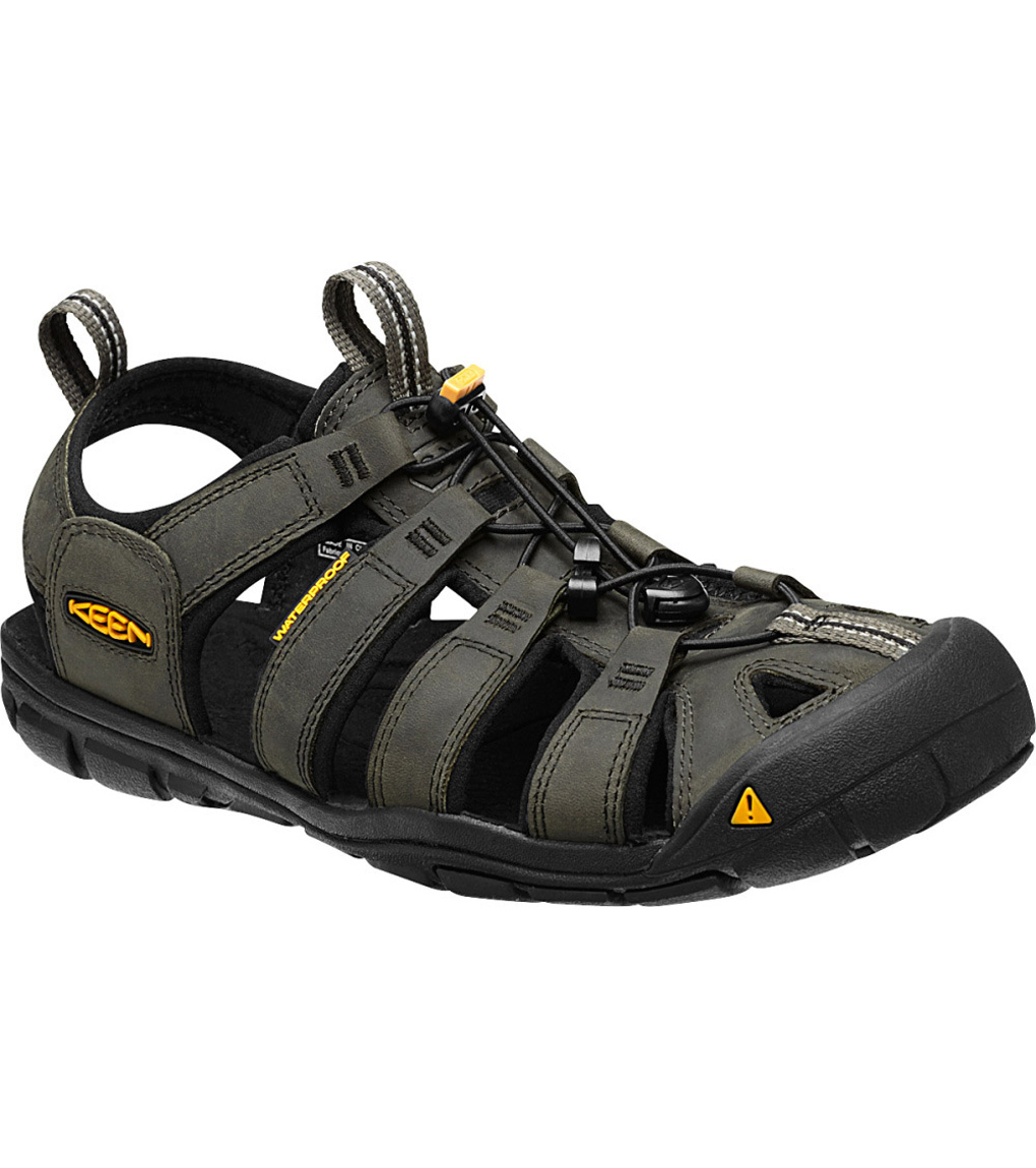 Keen Clearwater Cnx Leather M Pánske sandále KEN12010794 magnet/black 8(42)