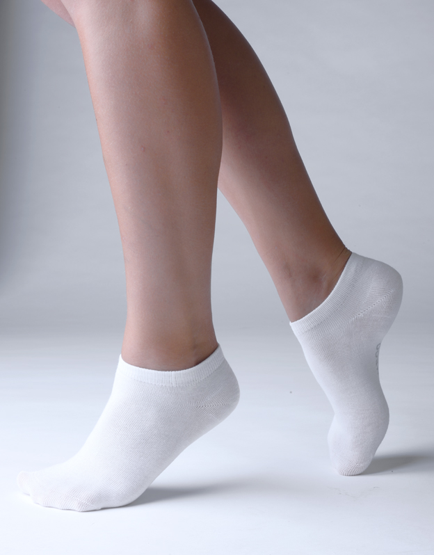 Ponožky kotníkové 82002P GINA biela